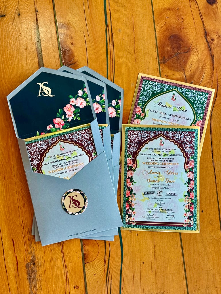 Floral Arch Wedding Invitation with Blue Pocket Envelope – photo 1
